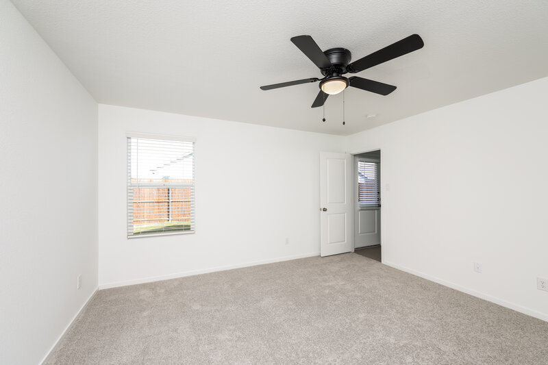2,025/Mo, 1235 Maple St Wilmer, TX 75172 Main Bedroom View 2