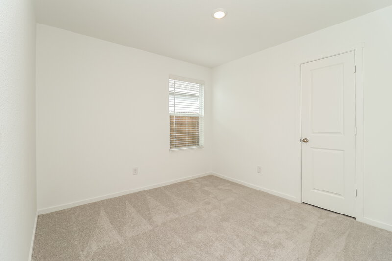 2,025/Mo, 118 Willow Way Wilmer, TX 75172 Bedroom View