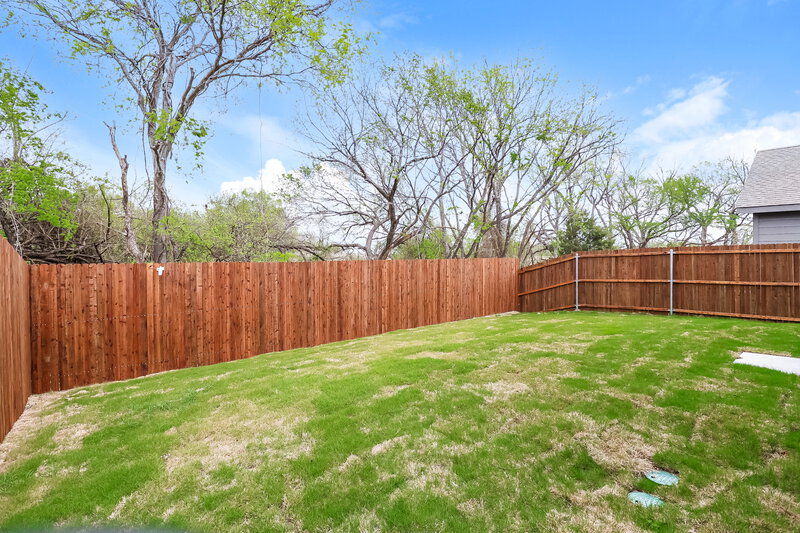 2,025/Mo, 118 Willow Way Wilmer, TX 75172 Exterior View