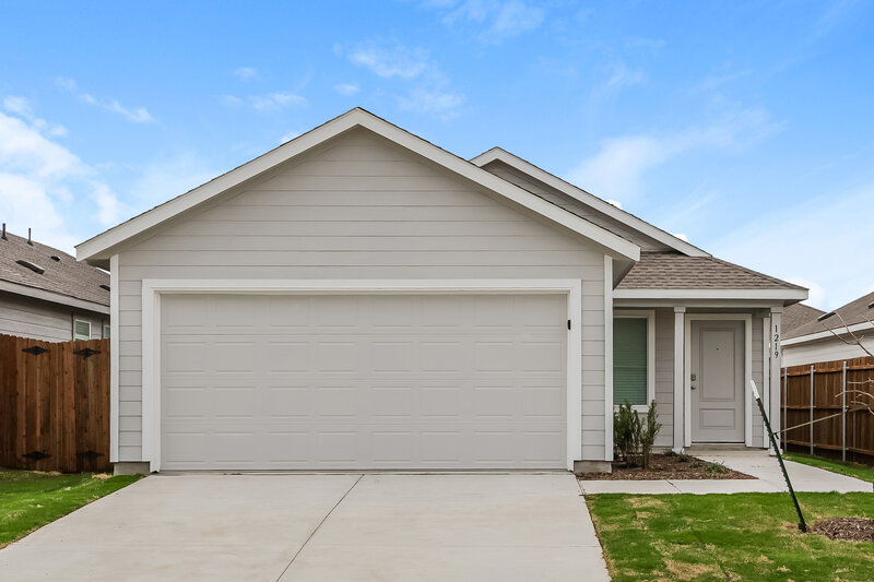 1,955/Mo, 1219 Maple St Wilmer, TX 75172 External View