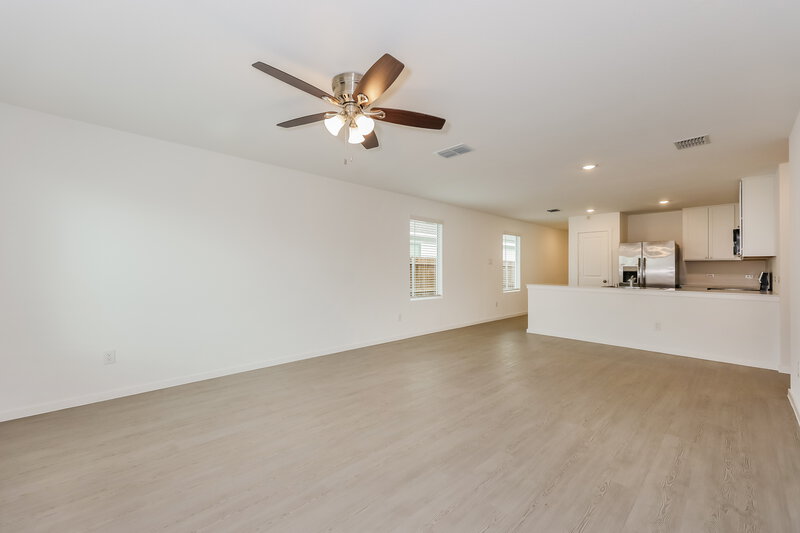 1,955/Mo, 1219 Maple St Wilmer, TX 75172 Living Room View 2