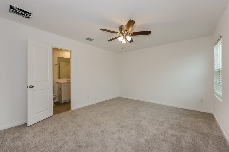 1,955/Mo, 1219 Maple St Wilmer, TX 75172 Main Bedroom View