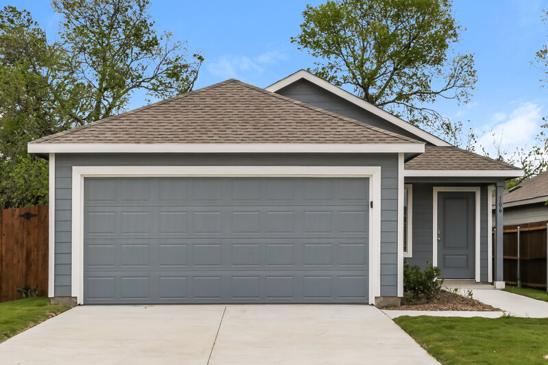2,025/Mo, 106 Willow Way Wilmer, TX 75172 External View