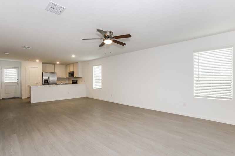 2,025/Mo, 106 Willow Way Wilmer, TX 75172 Living Room View