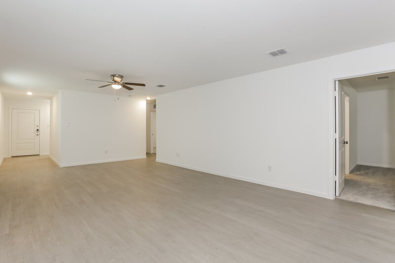 2,025/Mo, 106 Willow Way Wilmer, TX 75172 Living Room View 3