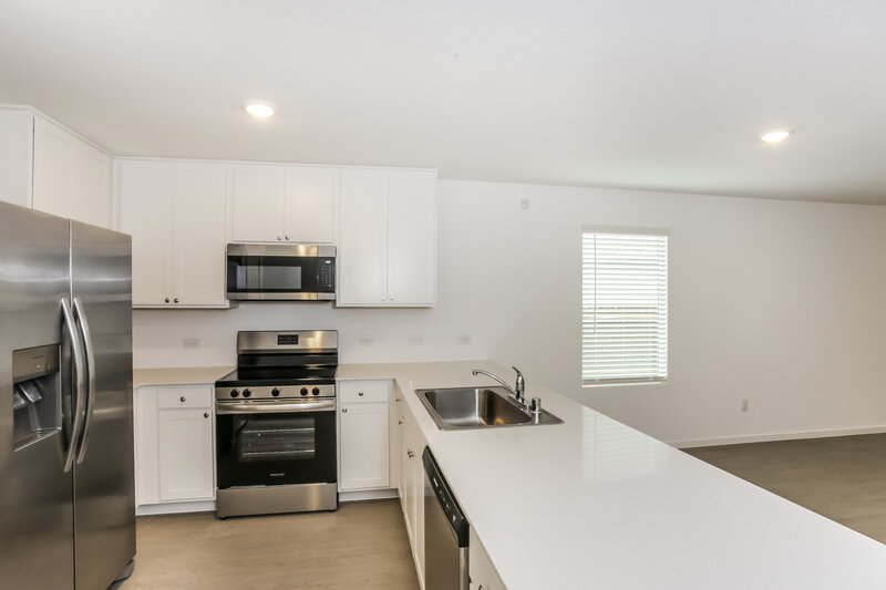 2,025/Mo, 106 Willow Way Wilmer, TX 75172 Kitchen View 2