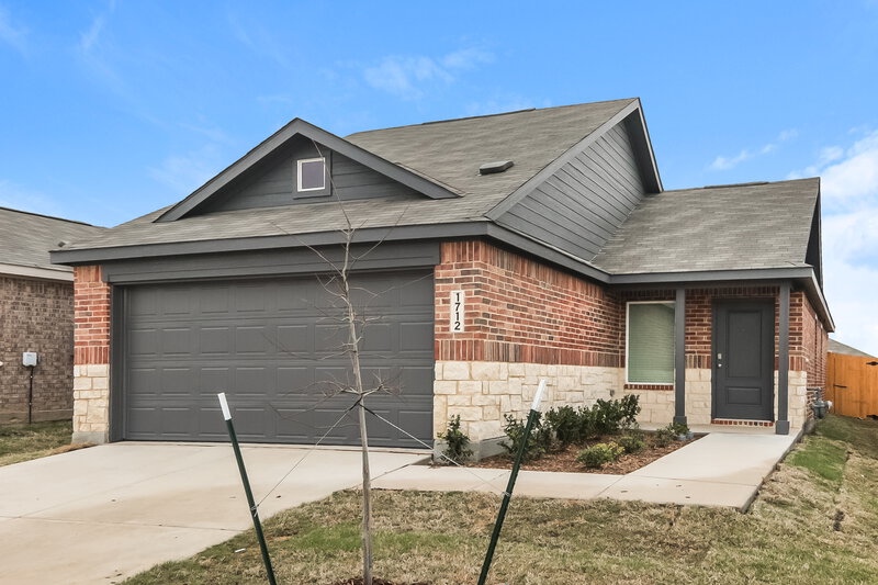 1,805/Mo, 1712 Crossbill St Forney, TX 75126 Front View