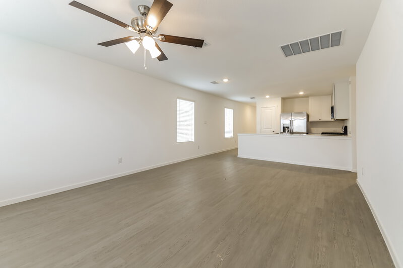 1,805/Mo, 1712 Crossbill St Forney, TX 75126 Living Room View 4