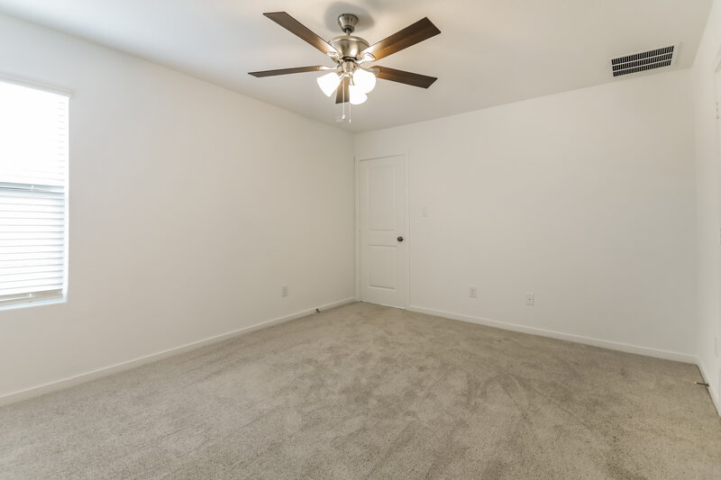 1,805/Mo, 1712 Crossbill St Forney, TX 75126 Main Bedroom View 2