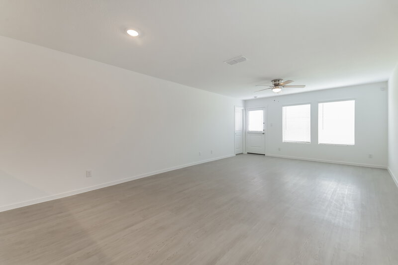 1,990/Mo, 1223 Canyon Wren Dr Forney, TX 75126 Living Room View