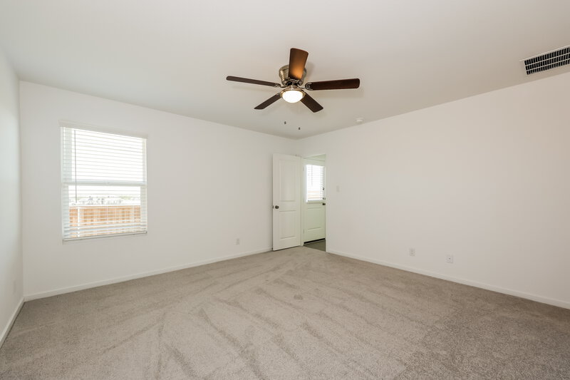 1,975/Mo, 1220 Canyon Wren Dr Forney, TX 75126 Main Bedroom View 2