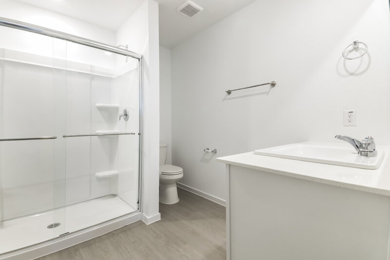 1,985/Mo, 1222 Canyon Wren Dr Forney, TX 75126 Main Bathroom View