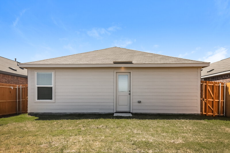 1,985/Mo, 1222 Canyon Wren Dr Forney, TX 75126 Rear View