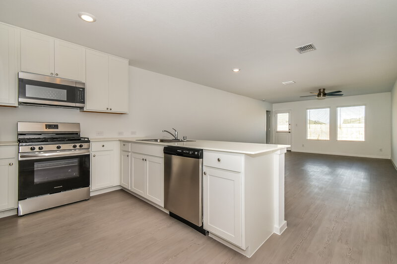 1,855/Mo, 1708 Crossbill St Forney, TX 75126 Kitchen View 2