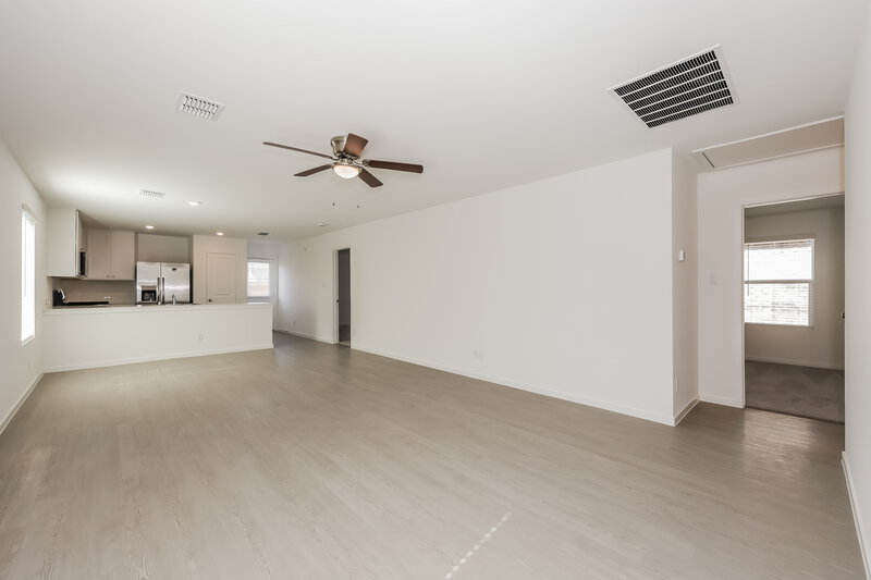 1,985/Mo, 1715 Crossbill St Forney, TX 75126 Living Room View