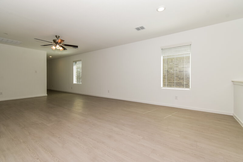 2,000/Mo, 1719 Crossbill St Forney, TX 75126 Living Room View