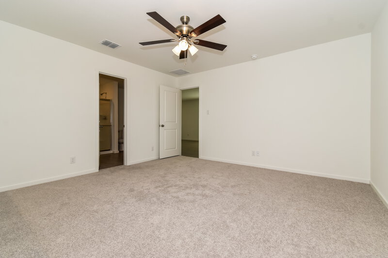 2,000/Mo, 1719 Crossbill St Forney, TX 75126 Main Bedroom View 2