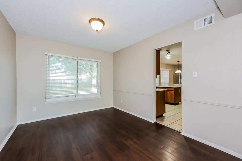 2,410/Mo, 5212 Creek Valley Dr Arlington, TX 76018 Dining Room View