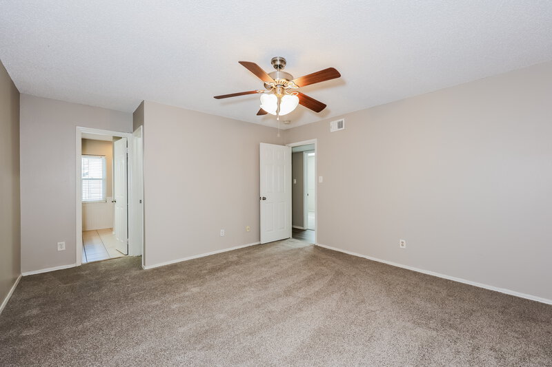 2,410/Mo, 5212 Creek Valley Dr Arlington, TX 76018 Main Bedroom View 2
