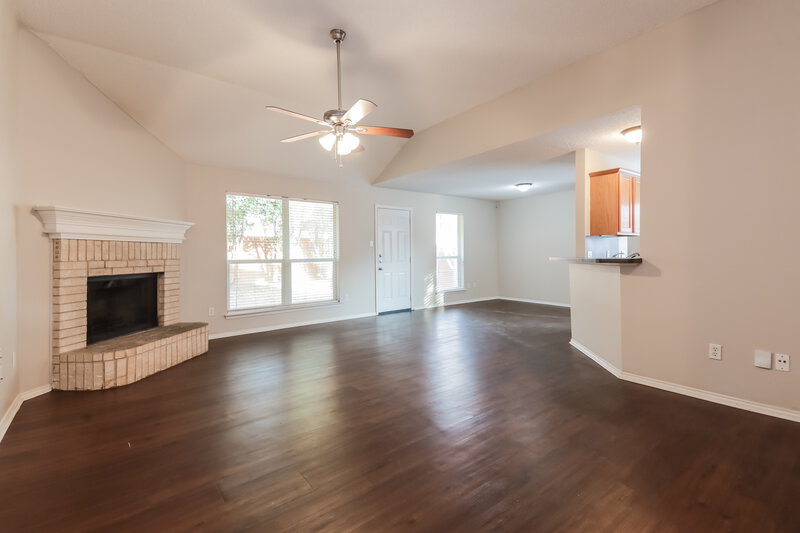 2,360/Mo, 3003 Dove Valley Ln Mansfield, TX 76063 Living Room View