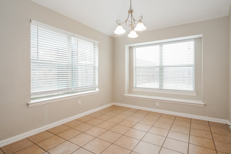 2,285/Mo, 311 Galloping Hill Rd Red Oak, TX 75154 Breakfast Nook View