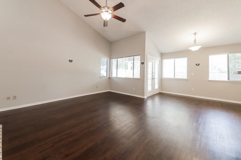 2,005/Mo, 3502 Fairview Dr Corinth, TX 76210 Dining Room View