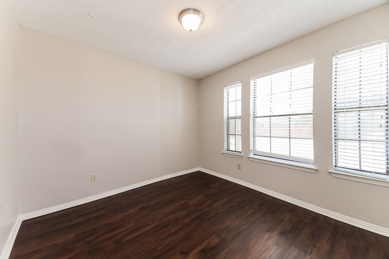 2,005/Mo, 3502 Fairview Dr Corinth, TX 76210 Bedroom View 2