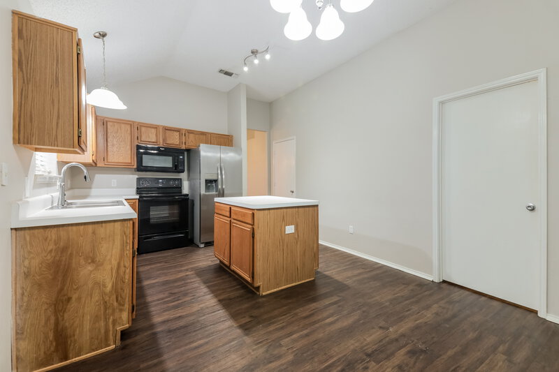 2,150/Mo, 2824 Bent Brook Dr Mesquite, TX 75181 Kitchen View