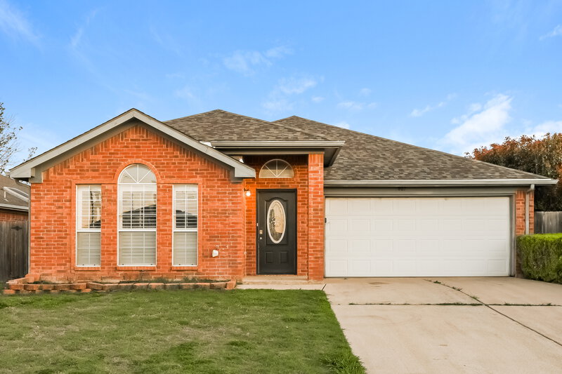 2,215/Mo, 807 Ponselle Dr Arlington, TX 76001 External View