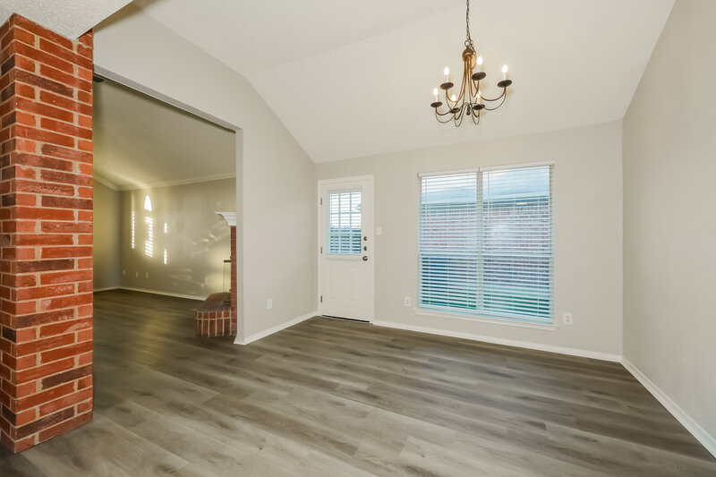 2,215/Mo, 807 Ponselle Dr Arlington, TX 76001 Dining Room View