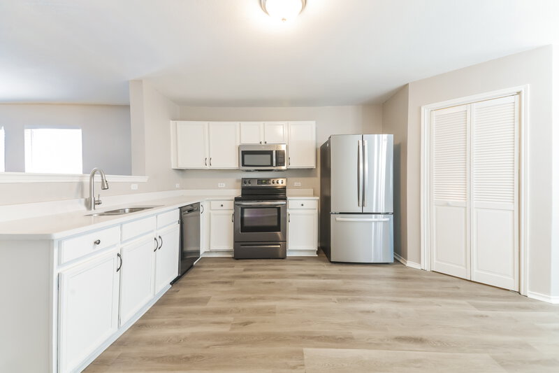 1,795/Mo, 725 Orchid Blvd Royse City, TX 75189 Kitchen View