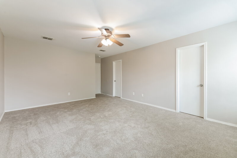 1,795/Mo, 725 Orchid Blvd Royse City, TX 75189 Main Bedroom View 2