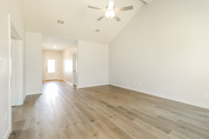 2,280/Mo, 1500 Harvester Dr Fort Worth, TX 76140 Living Room View