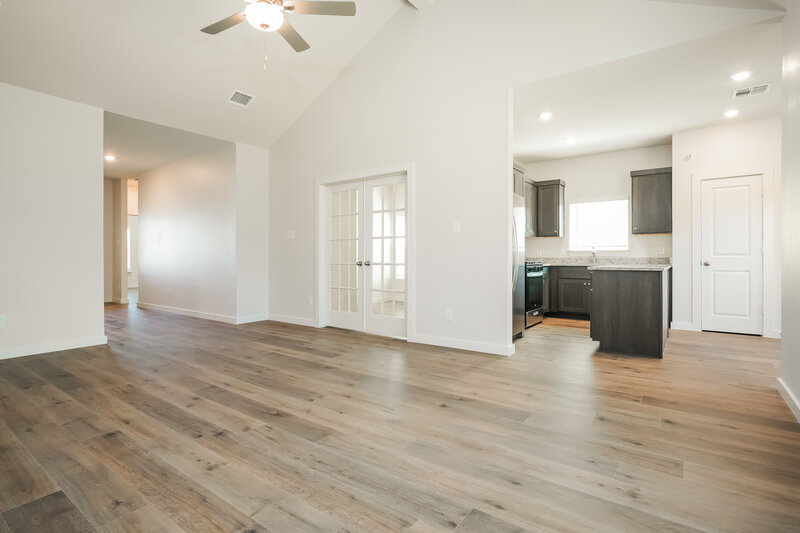 2,045/Mo, 1536 Harvester Dr Fort Worth, TX 76140 Living Room View 2