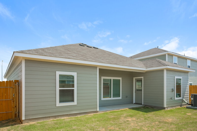 2,045/Mo, 1536 Harvester Dr Fort Worth, TX 76140 Rear View
