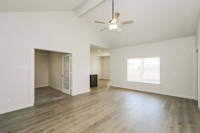 2,085/Mo, 1308 Tilton Dr Fort Worth, TX 76140 Living Room View 2
