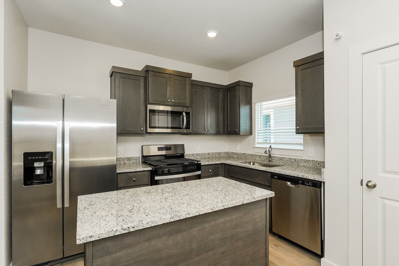 2,085/Mo, 1308 Tilton Dr Fort Worth, TX 76140 Kitchen View 2