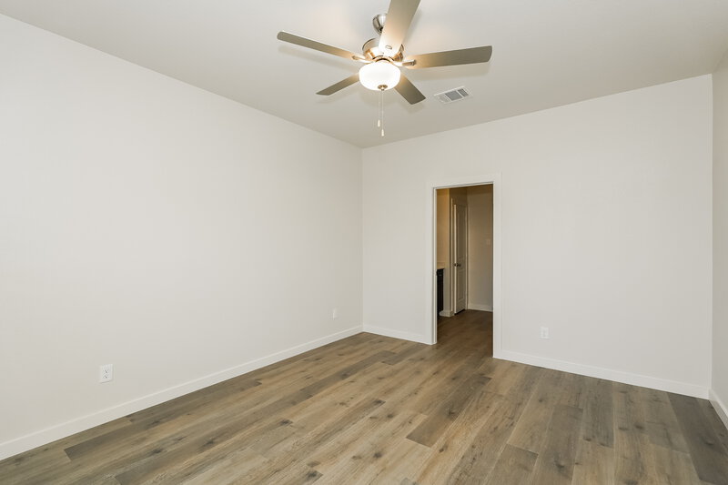 2,085/Mo, 1308 Tilton Dr Fort Worth, TX 76140 Main Bedroom View 2