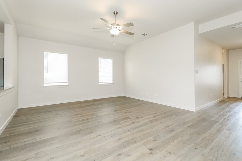 2,328/Mo, 1508 Harvester Dr Fort Worth, TX 76140 Living Room View 3
