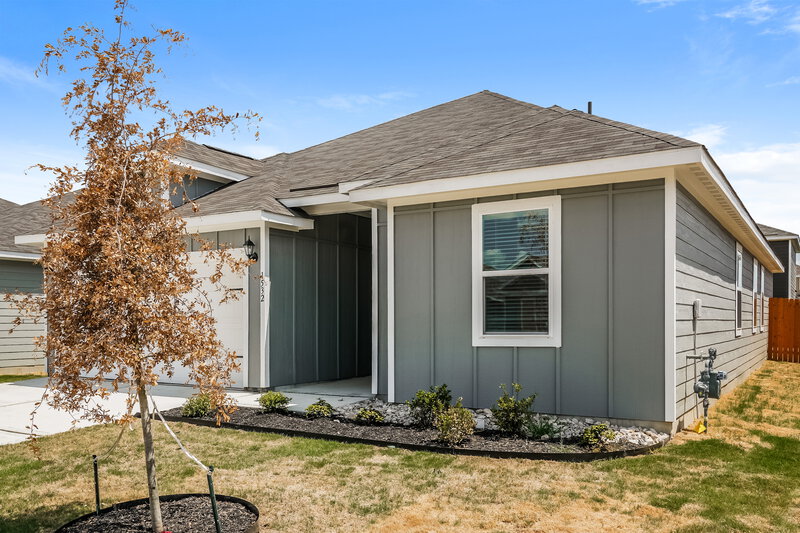 2,175/Mo, 1532 Harvester Dr Fort Worth, TX 76140 Front View