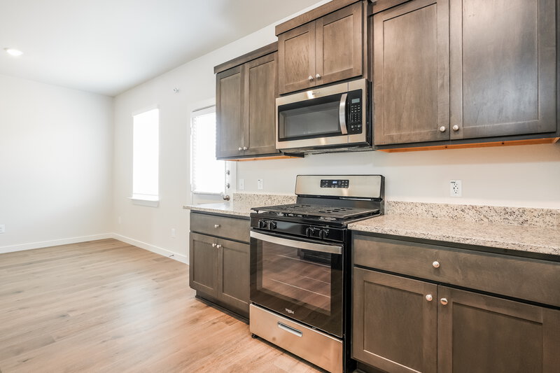 2,175/Mo, 1532 Harvester Dr Fort Worth, TX 76140 Kitchen View 2