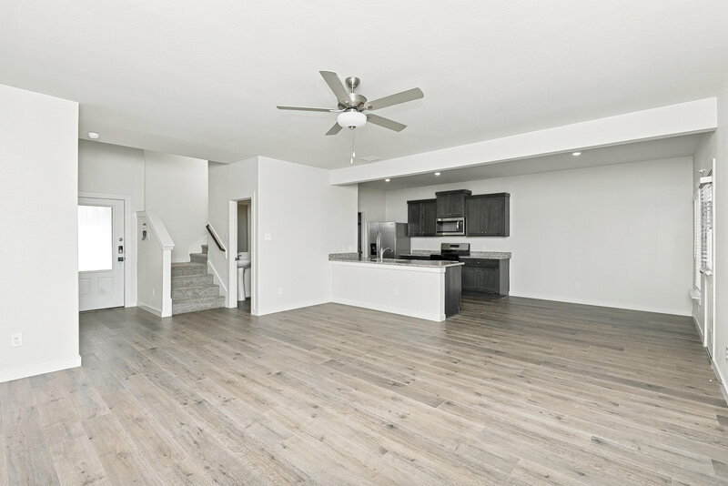 2,350/Mo, 1321 Tilton Dr Fort Worth, TX 76140 Living Room View 3