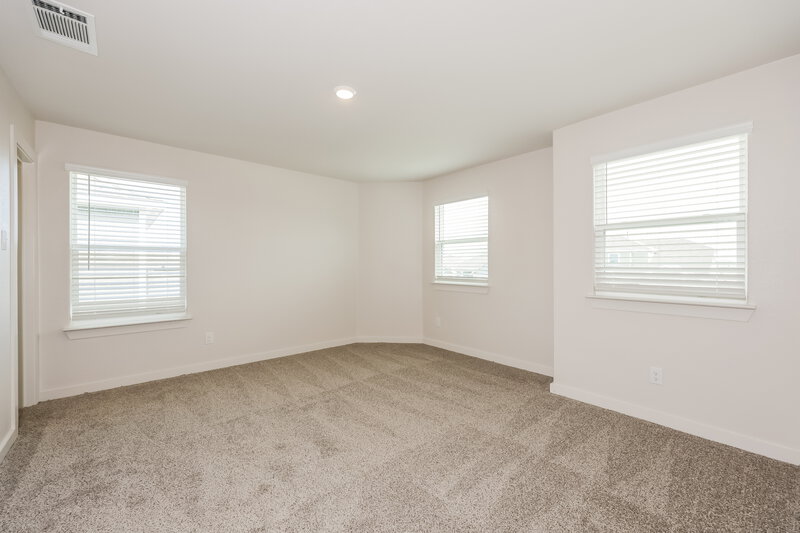 2,570/Mo, 1324 Tilton Dr Fort Worth, TX 76140 Bedroom View 2