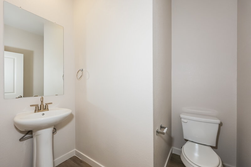 2,570/Mo, 1324 Tilton Dr Fort Worth, TX 76140 Bathroom View