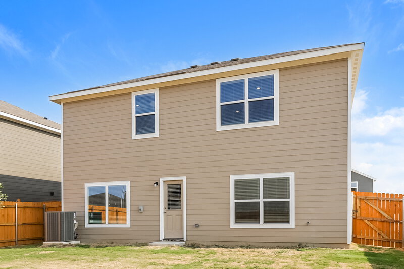 2,570/Mo, 1324 Tilton Dr Fort Worth, TX 76140 Rear View