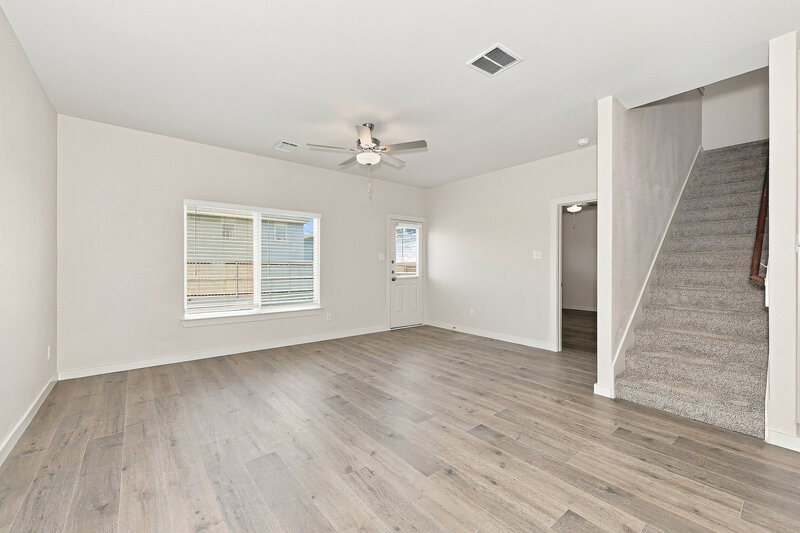 2,570/Mo, 1309 Tilton Dr Fort Worth, TX 76140 Living Room View