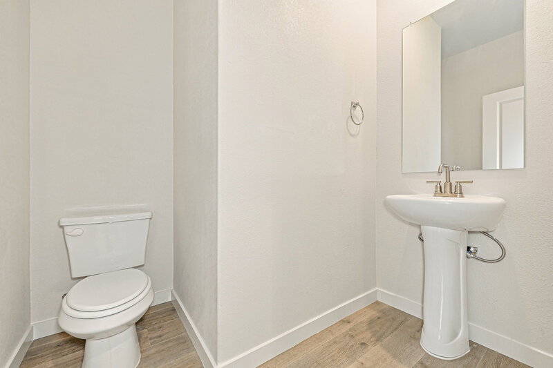 2,570/Mo, 1309 Tilton Dr Fort Worth, TX 76140 Bathroom View