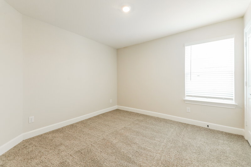 2,158/Mo, 907 Princeton Hts Princeton, TX 75407 Bedroom View 2