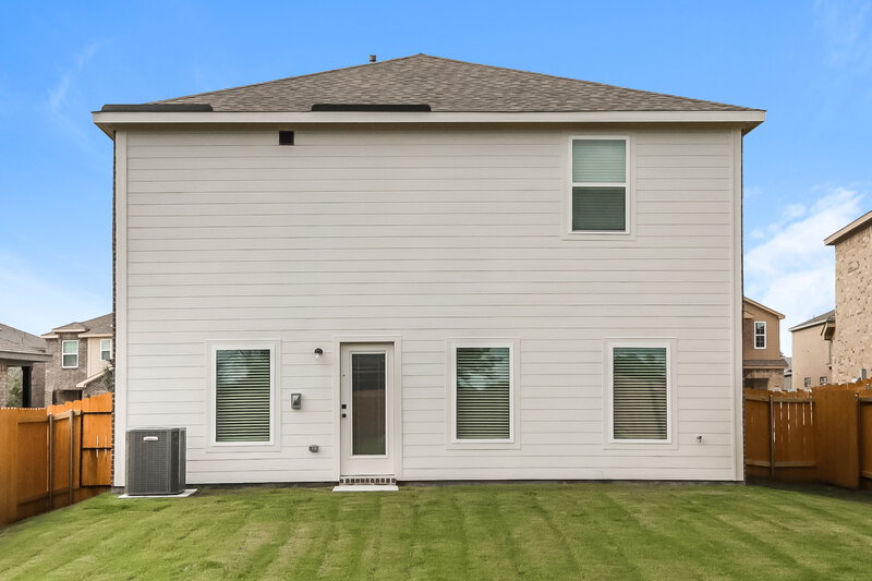 2,225/Mo, 804 Princeton Heights Blvd Princeton, TX 75407 Rear View