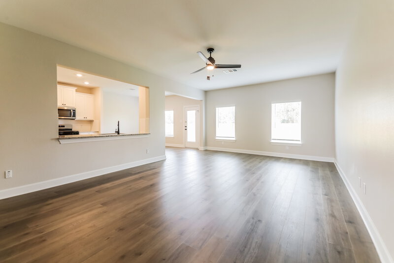2,160/Mo, 706 Princeton Heights Blvd Princeton, TX 75407 Living Room View